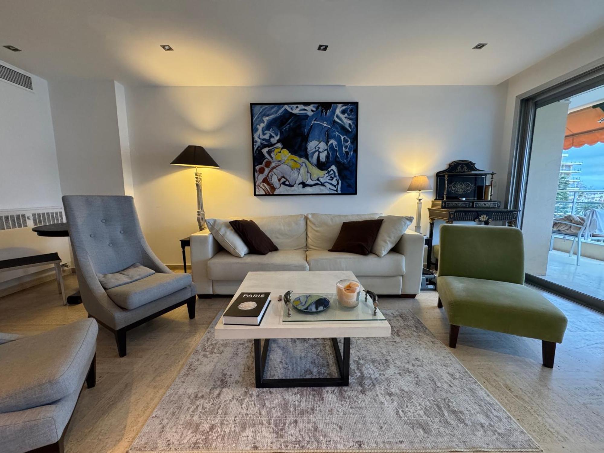 90 M2 Palm With 2 Balconies Very Stylish And * Cannes